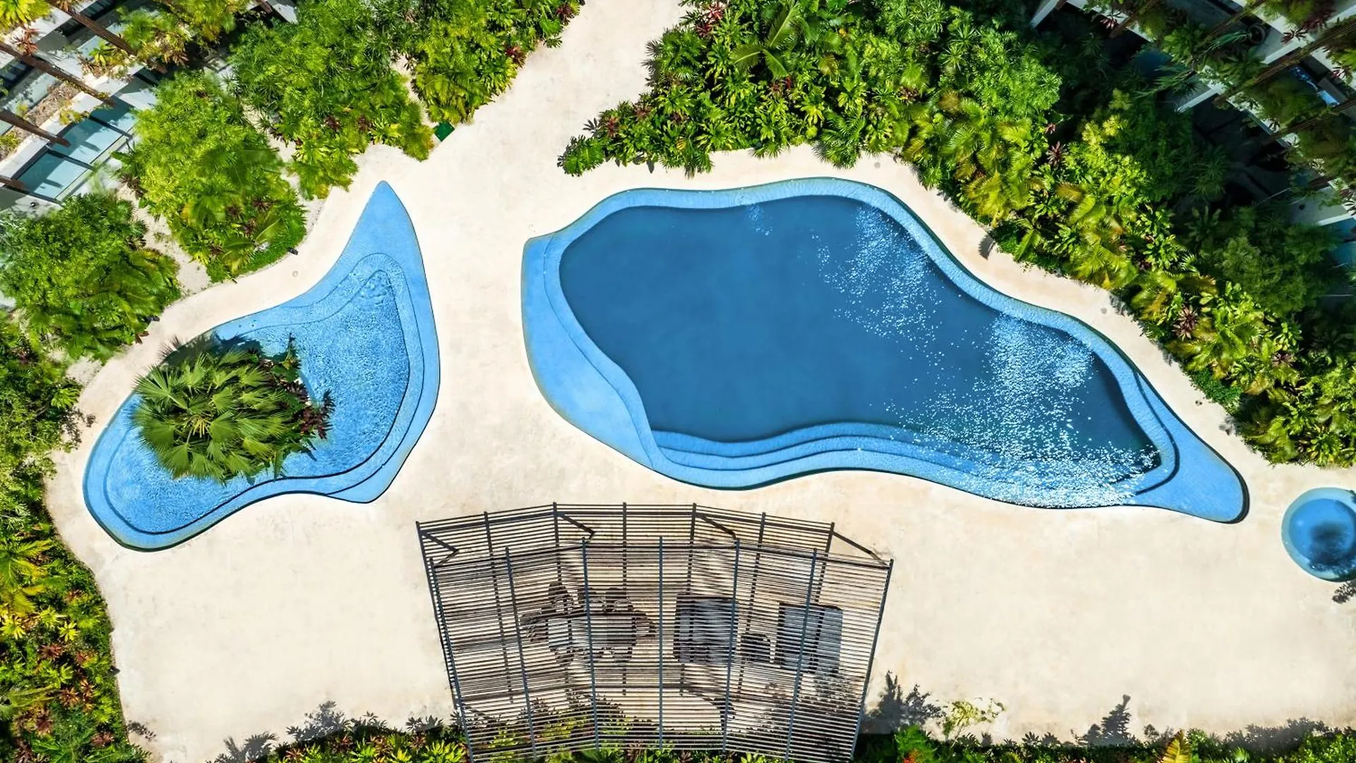 The Melina - Pool & Skyview Bar 5Min To Beach Tulum Apartment